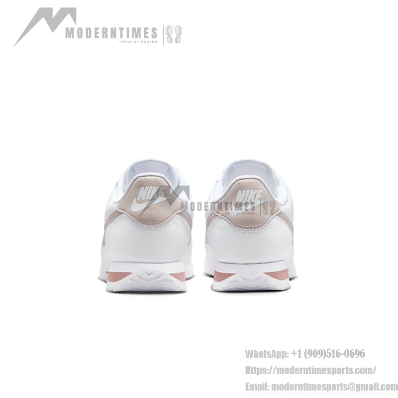 Nike Cortez White Smokey Mauve Platinum Violet - 優雅なスニーカー Nike Cortez White Smokey Mauve Platinum Violet DN1791-105 スニーカー