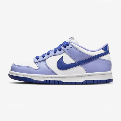 Nike Dunk Low GS “Blueberry” DZ4456-100 - スタイリッシュな青＆白のロートップスニーカー | 子供用のおしゃれで快適なカジュアルフットウェア