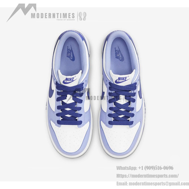 Nike Dunk Low GS “Blueberry” DZ4456-100 - スタイリッシュな子供用スニーカー Nike Dunk Low GS “Blueberry” DZ4456-100 - 子供用の青&白のロートップスニーカー