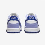 Nike Dunk Low GS “Blueberry” DZ4456-100 - スタイリッシュな子供用スニーカー Nike Dunk Low GS “Blueberry” DZ4456-100 - 子供用の青&白のロートップスニーカー
