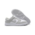 Nike Dunk Low "Grey Fog" (DD1391-103) Nike Dunk Low "Grey Fog" ミニマルなグレーとホワイトのスニーカー
