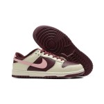 Nike Dunk Low "Night Maroon & Medium Soft Pink" DR9705-100 スタイリッシュなスニーカー Nike Dunk Low "Night Maroon & Medium Soft Pink" DR9705-100 側面ビュー
