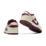 Nike Dunk Low "Night Maroon & Medium Soft Pink" DR9705-100 スタイリッシュなスニーカー Nike Dunk Low "Night Maroon & Medium Soft Pink" DR9705-100 側面ビュー
