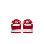 Nike Dunk Low Retro SP 'St. John's' - 限定復刻アイコニックスニーカー Nike Dunk Low Retro SP 'St. John's' CU1727-100 - 赤白バスケットボールシューズ