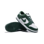 Nike Dunk Low "Varsity Green" DD1391-101 カジュアルとスポーツ用のクラシックな緑と白のスニーカー Nike Dunk Low "Varsity Green" DD1391-101 緑と白のスニーカー サイドビュー