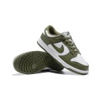 Nike Dunk Low WMNS "Medium Olive" スタイリッシュな女性向けスニーカー Nike Dunk Low WMNS "Medium Olive" レディース オリーブグリーン ホワイト スニーカー