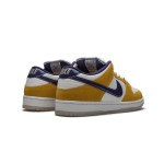 Nike SB Dunk Low BQ6817-800 メンズ スケートシューズ – パフォーマンスと快適さを兼ね備えたスタイリッシュなスニーカー Nike SB Dunk Low メンズ スケートシューズ BQ6817-800 – スケートボードと日常使いに最適な耐久性と快適さ