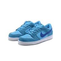 Nike SB Dunk Low ‘Blue Fury’ BQ6817-400 – 鮮やかなブルーのプレミアムスケートシューズ、スタイリッシュで耐久性あり