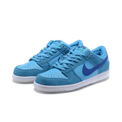 Nike SB Dunk Low ‘Blue Fury’ BQ6817-400 – 鮮やかなブルーのプレミアムスケートシューズ、スタイリッシュで耐久性あり