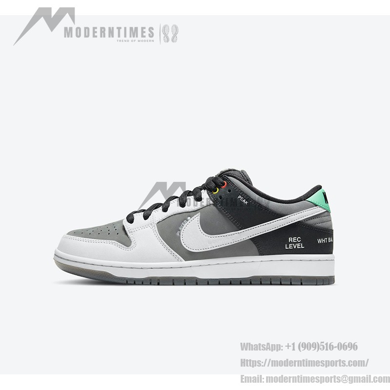 Nike SB Dunk Low ‘Camcorder’ CV1659-001 – プレミアムスケートシューズ、レトロデザインと耐久性のある快適さ Nike SB Dunk Low ‘Camcorder’ CV1659-001 – ブラックとグレーのレトロ風スケートシューズ