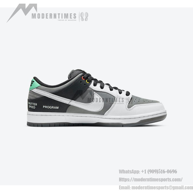 Nike SB Dunk Low ‘Camcorder’ CV1659-001 – プレミアムスケートシューズ、レトロデザインと耐久性のある快適さ Nike SB Dunk Low ‘Camcorder’ CV1659-001 – ブラックとグレーのレトロ風スケートシューズ
