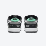 Nike SB Dunk Low ‘Camcorder’ CV1659-001 – プレミアムスケートシューズ、レトロデザインと耐久性のある快適さ Nike SB Dunk Low ‘Camcorder’ CV1659-001 – ブラックとグレーのレトロ風スケートシューズ