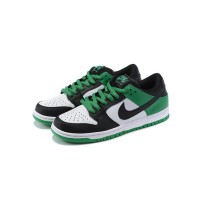 Nike SB Dunk Low “Classic Green” スケートシューズ BQ6817-302 - スタイリッシュなストリートウェア、耐久性と快適さ、アイコニックなグリーンカラー