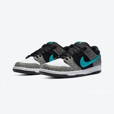 Nike SB Dunk Low "Elephant" スケートシューズ BQ6817-009 - アイコニックな象柄、スタイリッシュで耐久性抜群