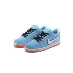 Nike SB Dunk Low "Gulf" BQ6817-401 - Bold and Durable Skate Shoes with Iconic Colors Nike SB Dunk Low "Gulf" Skate Shoes BQ6817-401 - Iconic Gulf Racing Colorway