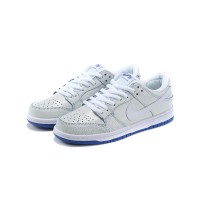 Nike SB Dunk Low Premium CJ6884-100 - 高品質のレザーとスエードのスケートシューズ、優れた耐久性と快適さ、パフォーマンスとストリートスタイルの完璧な融合