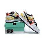 Nike SB Dunk Low “Raygun Tie-Dye” BQ6832-101 - プレミアムスケートシューズのタイダイデザイン Nike SB Dunk Low “Raygun Tie-Dye” スケートシューズ BQ6832-101 - 鮮やかなタイダイデザインと耐久性のある快適さ