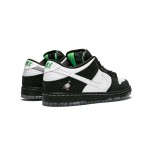 Nike SB Dunk Low 'Staple Panda Pigeon' BV1310-013 – 限定版スケートシューズ Nike SB Dunk Low 'Staple Panda Pigeon' BV1310-013 スケートシューズ – アイコニックなPigeonデザインとZoom Air
