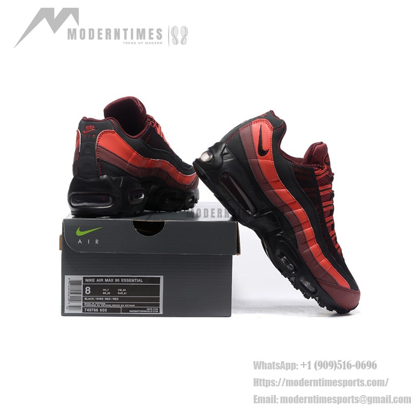 Nike Air Max 95 Essential 749766-600 レッド&ブラック スニーカー Nike Air Max 95 Essential 749766-600 レッド&ブラック スニーカー 側面図
