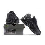 ナイキ エアマックス 95 エッセンシャル - オールブラッククラシック ナイキ エアマックス 95 エッセンシャル 807443-001 オールブラック
