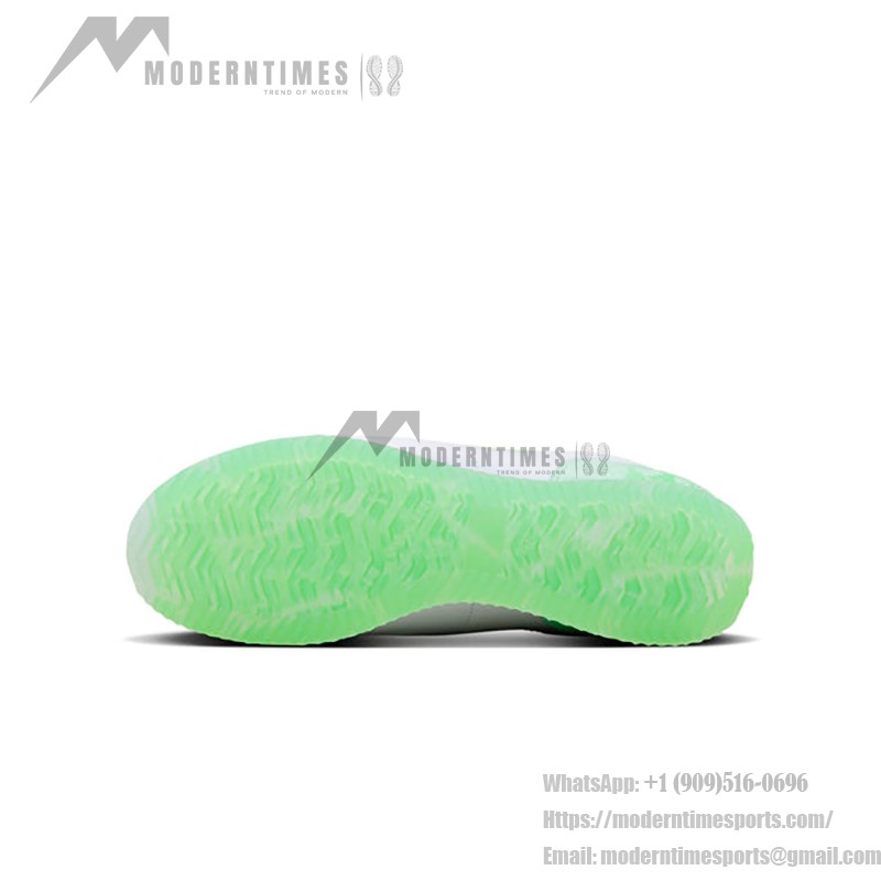Nike x Doernbecher Cortez White Green FZ3020-919 Nike x Doernbecher Cortez White Green FZ3020-919、花柄ディテールと鮮やかなグリーンアクセント付き