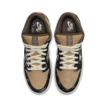 Nike x Travis Scott Dunk Low Premium QS 'Cactus Jack' - 限定コラボスニーカー Nike x Travis Scott Dunk Low Premium QS 'Cactus Jack' CT5053-001 - ブラック、ブラウン、ブルーのカウボーイ風スニーカー