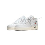OFF-WHITE x Nike Air Force 1 Low 'AF100' - シルバースウッシュ解体風スニーカー OFF-WHITE x Nike Air Force 1 Low 'AF100' AO4297-100 - メタリックシルバースウッシュを備えたホワイトスニーカー