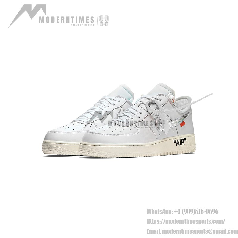 OFF-WHITE x Nike Air Force 1 Low 'AF100' - シルバースウッシュ解体風スニーカー OFF-WHITE x Nike Air Force 1 Low 'AF100' AO4297-100 - メタリックシルバースウッシュを備えたホワイトスニーカー