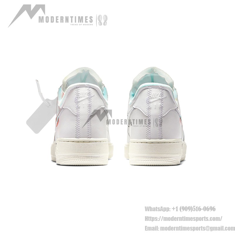 OFF-WHITE x Nike Air Force 1 Low 'AF100' - シルバースウッシュ解体風スニーカー OFF-WHITE x Nike Air Force 1 Low 'AF100' AO4297-100 - メタリックシルバースウッシュを備えたホワイトスニーカー