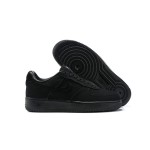 Stüssy x ナイキ エア フォース 1 ロー "Black Hemp" - プレミアムブラックスニーカー Stüssy x ナイキ エア フォース 1 ロー "Black Hemp" CZ9084-001 ブラックヘンプ素材と刺繍ディテールのスニーカー
