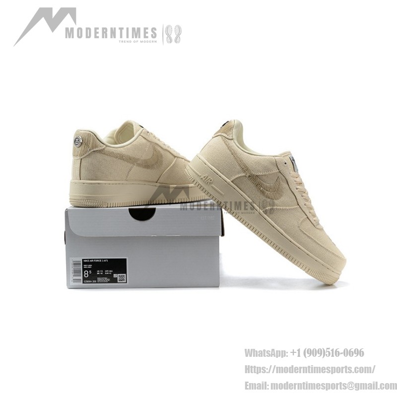 Stüssy x Nike Air Force 1 Low CZ9084-200 - スタイリッシュなフォッシルストーンスニーカー Stüssy x Nike Air Force 1 Low CZ9084-200 - ヘンプアッパーを備えたフォッシルストーンスニーカー