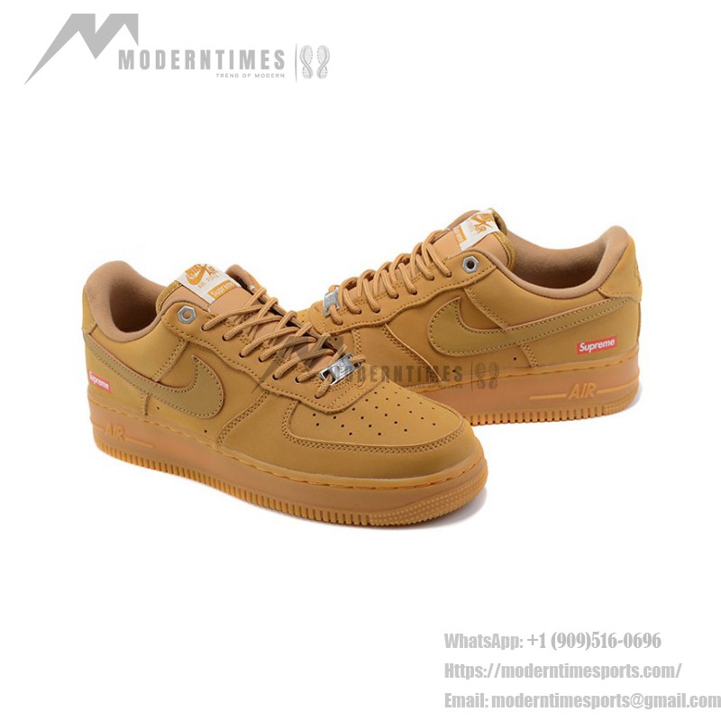 Supreme x Nike Air Force 1 Low DN1555-200 - スタイリッシュなフラックスヌバックスニーカー Supreme x Nike Air Force 1 Low DN1555-200 - 赤いSupremeロゴが特徴のフラックスヌバックスニーカー