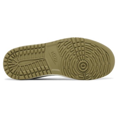 Travis Scott x Air Jordan 1 Low Golf “Olive” FZ3124-200 | ゴルフパフォーマンスとファッションの完璧な融合