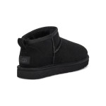 UGG クラシック ウルトラ ミニ アンテロープ ブラック 1116109 – スタイリッシュな快適さ UGG クラシック ウルトラ ミニ アンテロープ ブラック 1116109 ブーツ – スタイリッシュで暖かいデザイン