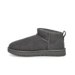 UGG クラシック ウルトラ ミニ グレー - カジュアルな使用に最適なふわふわシープスキンブーツ UGG クラシック ウルトラ ミニ グレー 1116109 ブーツ - シープスキンとウールの裏地