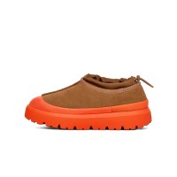 UGG メンズ タスマン ウェザー ハイブリッド チェスナット/オレンジ 1144096 - スタイリッシュで防水性のあるスエードシューズ、アウトドア向け