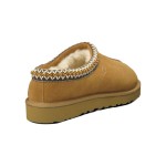UGG レディース タスマン スリッパ チェスナット 5950-CHE UGG レディース タスマン スリッパ チェスナット 5950-CHE - シープスキンライニング付きスエードスリッパ