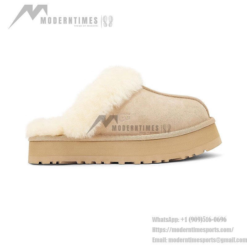 UGG ウィメンズ ディスケット スエード ファー プラットフォーム スリッパ 1122550 - 暖かくてスタイリッシュなシープスキン スリッパ UGG ウィメンズ ディスケット スエード ファー プラットフォーム スリッパ 1122550 - 室内外兼用の快適なシープスキン プラットフォームスリッパ