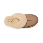 UGG ウィメンズ ディスケット スリッパ サンド 1122550 - 暖かくてスタイリッシュなシープスキン スリッパ UGG ウィメンズ ディスケット スリッパ サンド 1122550 - 室内外兼用の快適なシープスキン プラットフォームスリッパ