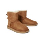 UGG レディース ミニ ベイリーボウ II ブーツ チェスナット - スタイリッシュなスエードとシープスキンライニングブーツ UGG レディース ミニ ベイリーボウ II ブーツ チェスナット 1016501 - スタイリッシュなスエードとシープスキンのブーツ