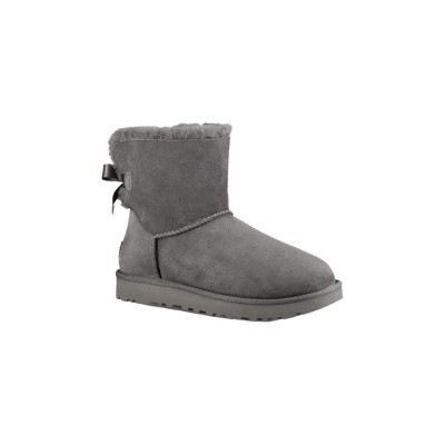 UGG ウィメンズ ミニ ベイリー ボウ II ブーツ グレー 1016501 - スタイリッシュなスエードブーツ、シープスキンライニングとリボンディテール付き