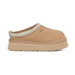 UGG レディース タズ スリッパ サンド 1122553 UGG レディース タズ スリッパ サンド 1122553 - 屋内外で使えるシープスキン プラットフォームスリッパ