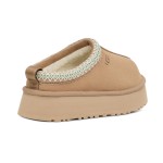 UGG レディース タズ スリッパ サンド 1122553 UGG レディース タズ スリッパ サンド 1122553 - 屋内外で使えるシープスキン プラットフォームスリッパ