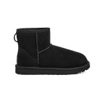 UGG クラシック ミニ II ブラック:快適で耐久性のある冬用ブーツ シープスキン裏地付きのUGG クラシック ミニ II ブラックブーツ
