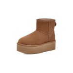 UGG クラシック ミニ プラットフォーム チェスナット 1134991 - 毎日使えるスタイリッシュなシープスキンブーツ UGG クラシック ミニ プラットフォーム チェスナット 1134991 ブーツ - スエードとシープスキンの快適さとプラットフォームソール