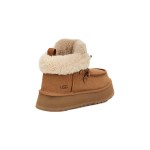 UGG ファンカーラ キャビン カフ ブーツ チェスナット 1143954 UGG レディース ファンカーラ キャビン カフ ブーツ チェスナット 1143954 - シープスキン裏地付き快適なスエードブーツ