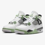 Air Jordan 4 Retro Seafoam グリーンスニーカー グリーンの配色のAir Jordan 4 Retro Seafoamスニーカー