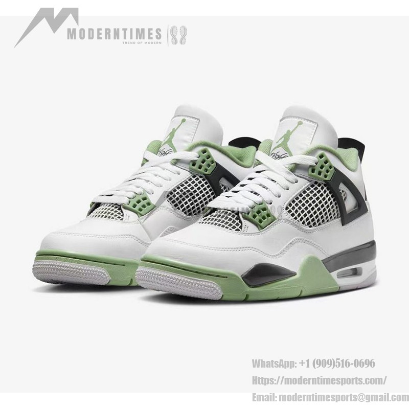Air Jordan 4 Retro Seafoam グリーンスニーカー グリーンの配色のAir Jordan 4 Retro Seafoamスニーカー