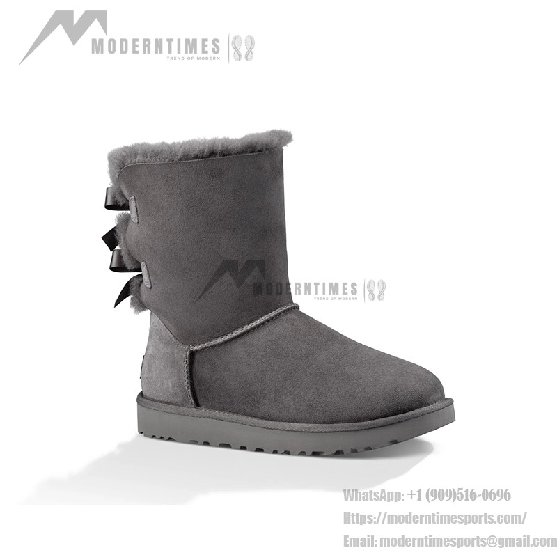 UGG レディース Bailey Bow II ブーツ グレー 1016225 - 暖かくスタイリッシュなスエードブーツ UGG レディース Bailey Bow II ブーツ グレー 1016225 - スエードブーツとシープスキン裏地、リボンディテール
