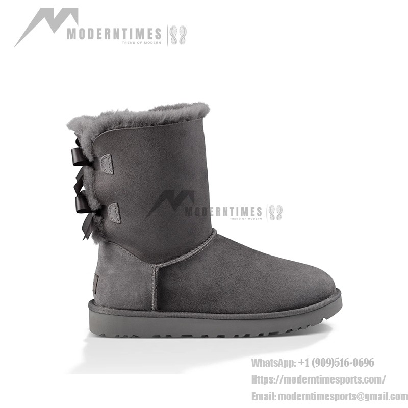 UGG レディース Bailey Bow II ブーツ グレー 1016225 - 暖かくスタイリッシュなスエードブーツ UGG レディース Bailey Bow II ブーツ グレー 1016225 - スエードブーツとシープスキン裏地、リボンディテール